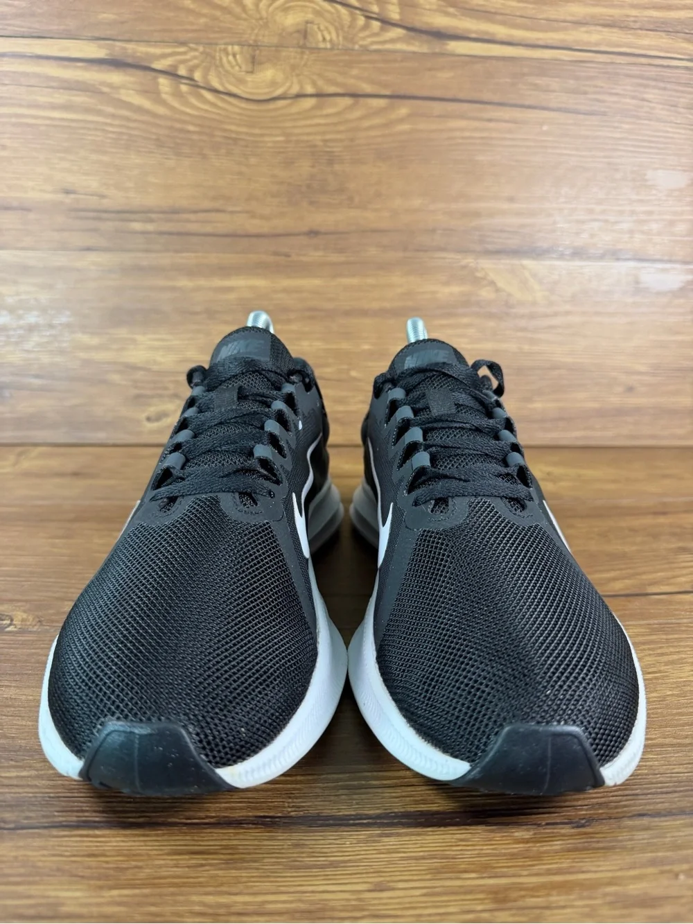 Nike Downshifter 8 Running Shoes Women’s Size‎ 8.5 Sneakers